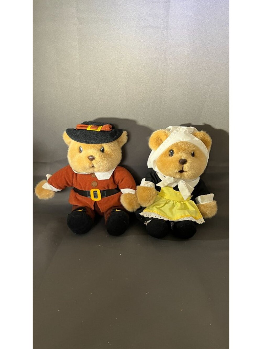 Thanksgiving Pilgrim Teddy Bears Set By Gibson Greetings 1997 Plush